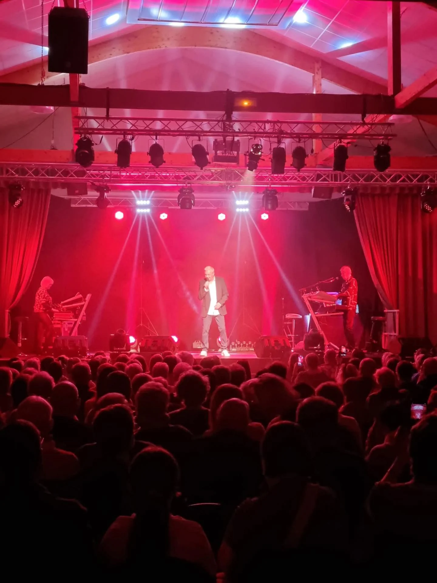 Fb img 1761141998446